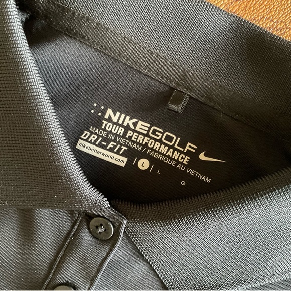 Nike Golf Women's Black Button Down Shirt Polo - Picture 4 of 7